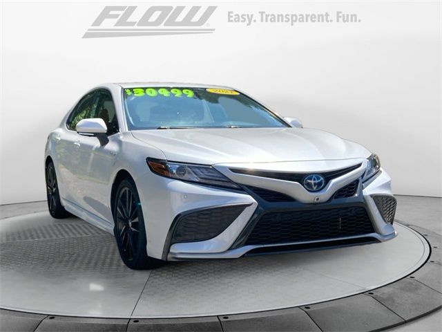 2021 Toyota Camry Hybrid XSE