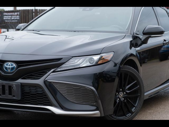 2021 Toyota Camry Hybrid XSE