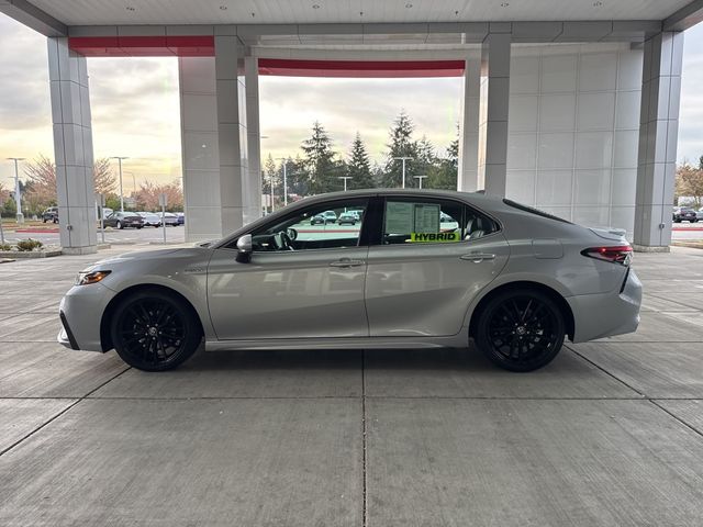 2021 Toyota Camry Hybrid XSE