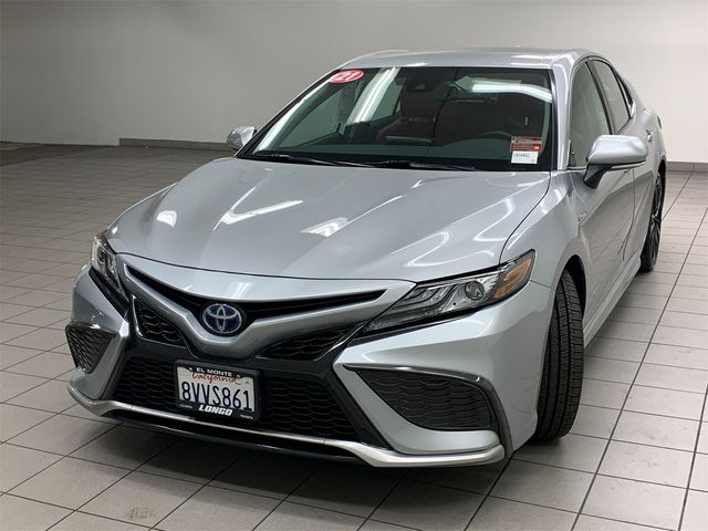 2021 Toyota Camry Hybrid XSE