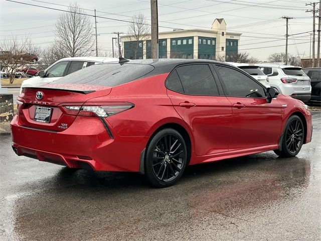 2021 Toyota Camry Hybrid XSE