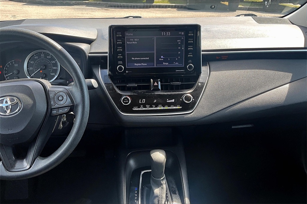 Vehicle image 8 of 31