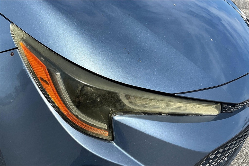 Vehicle image 27 of 31