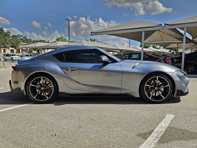 2021 Toyota GR Supra 