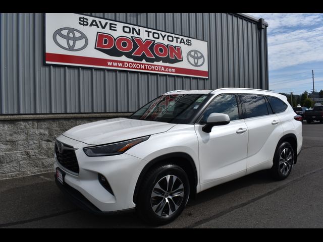 2021 Toyota Highlander XLE