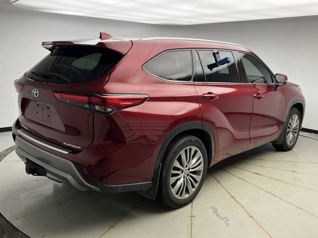 2021 Toyota Highlander Hybrid Platinum