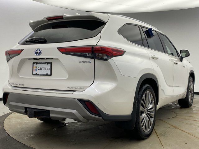 2021 Toyota Highlander Hybrid Platinum