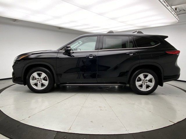 2021 Toyota Highlander LE