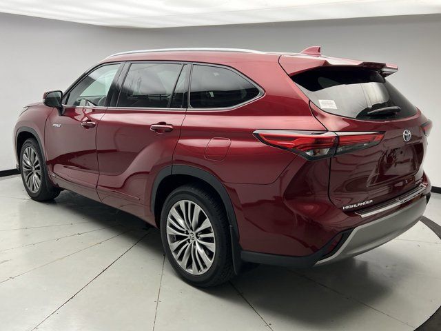 2021 Toyota Highlander Hybrid Platinum