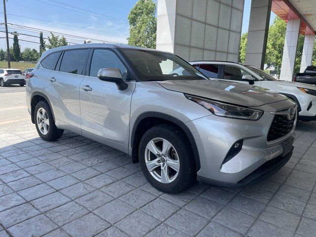 2021 Toyota Highlander LE