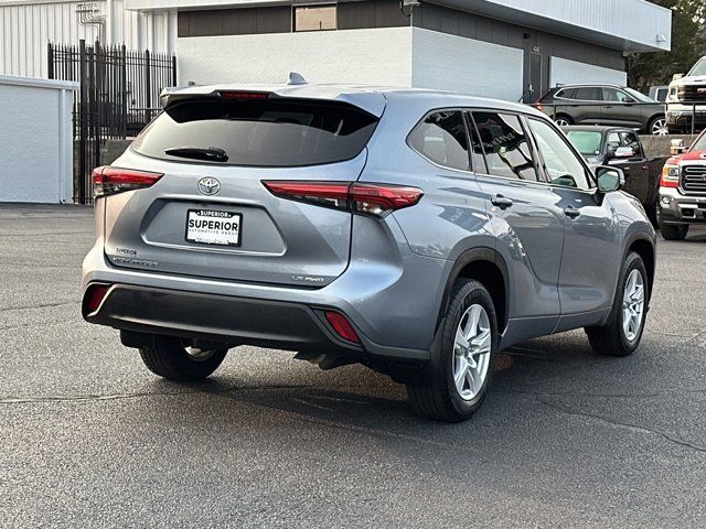 2021 Toyota Highlander LE