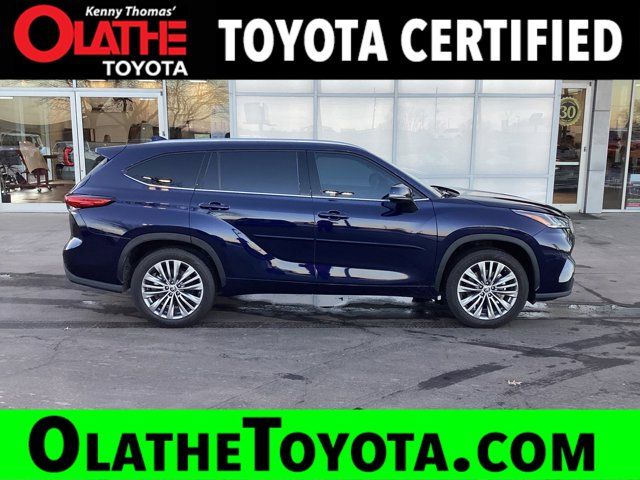 2021 Toyota Highlander Platinum