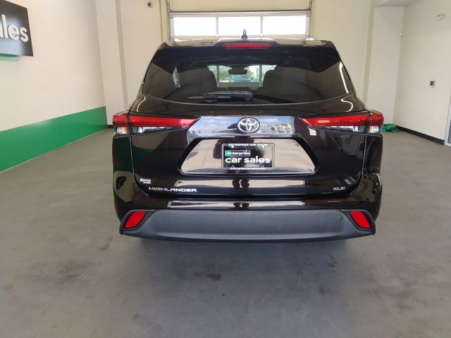 2021 Toyota Highlander XLE