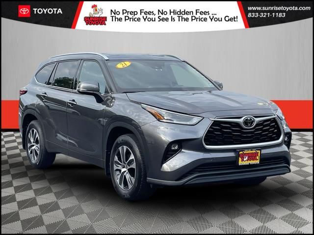 2021 Toyota Highlander XLE