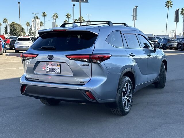 2021 Toyota Highlander Hybrid XLE