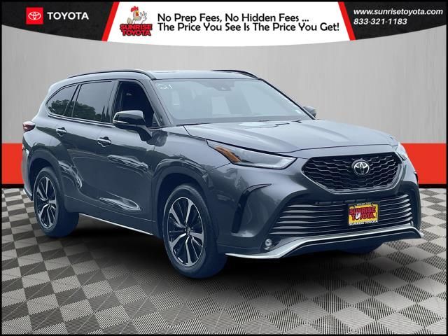 2021 Toyota Highlander XSE