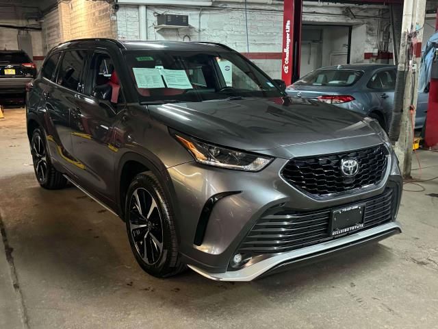 2021 Toyota Highlander XSE