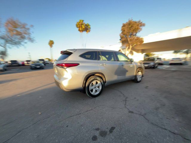 2021 Toyota Highlander Hybrid LE