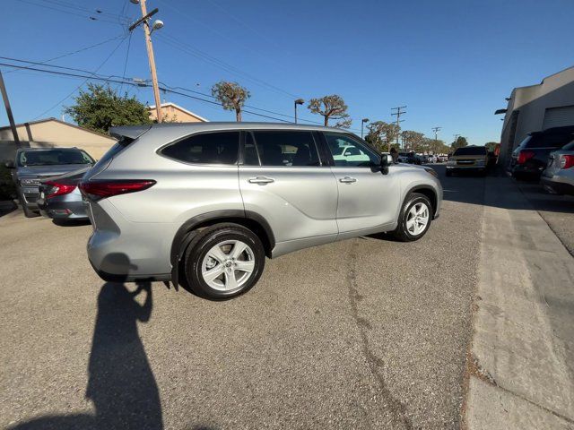 2021 Toyota Highlander Hybrid LE