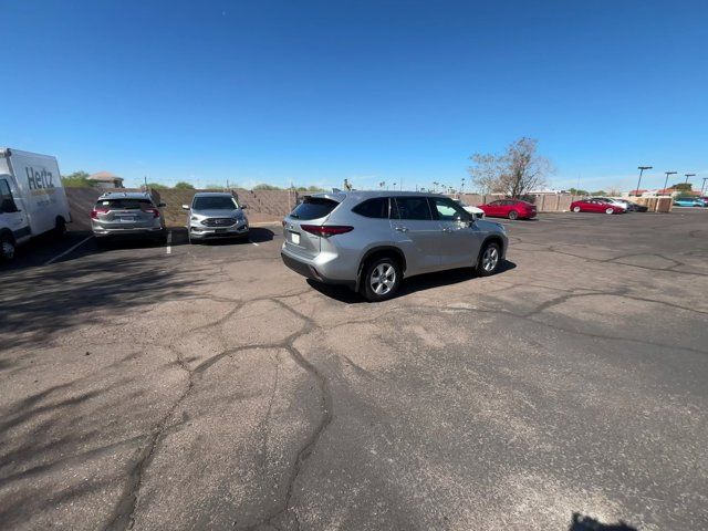 2021 Toyota Highlander Hybrid LE