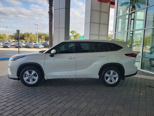 2021 Toyota Highlander Hybrid LE