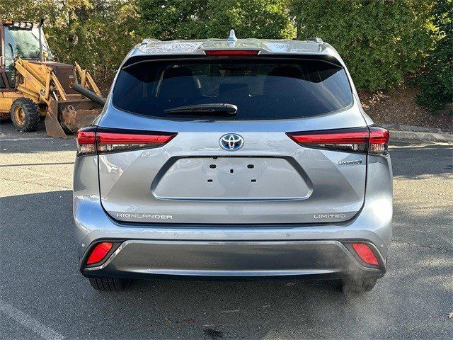 2021 Toyota Highlander Hybrid Limited