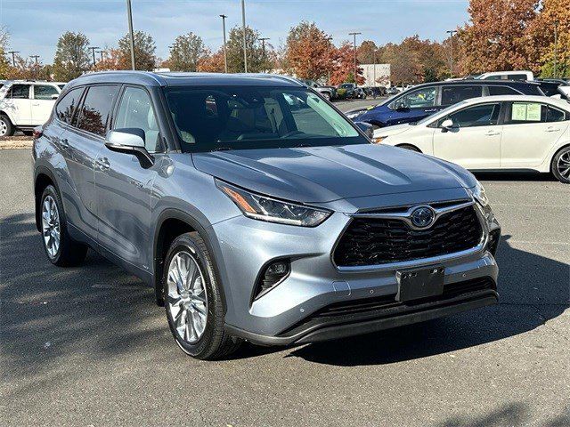 2021 Toyota Highlander Hybrid Limited