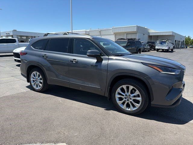 2021 Toyota Highlander Hybrid Limited