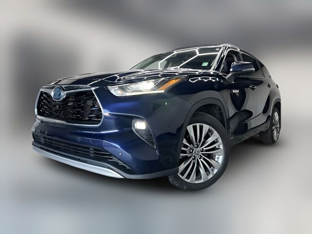 2021 Toyota Highlander Hybrid Platinum