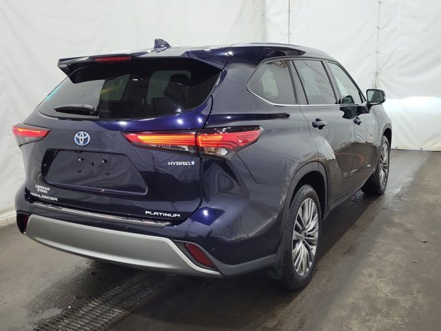 2021 Toyota Highlander Hybrid Platinum