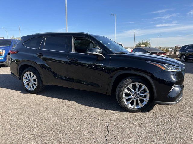 2021 Toyota Highlander Hybrid Limited