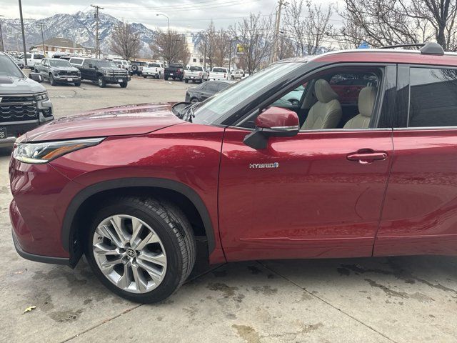 2021 Toyota Highlander Hybrid Limited