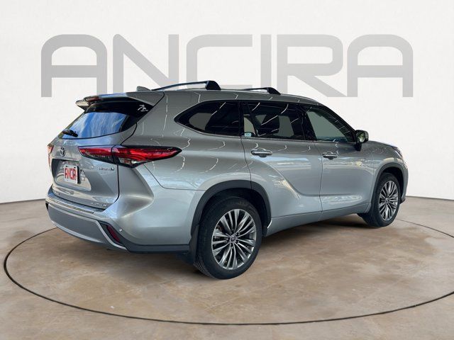 2021 Toyota Highlander Hybrid Platinum