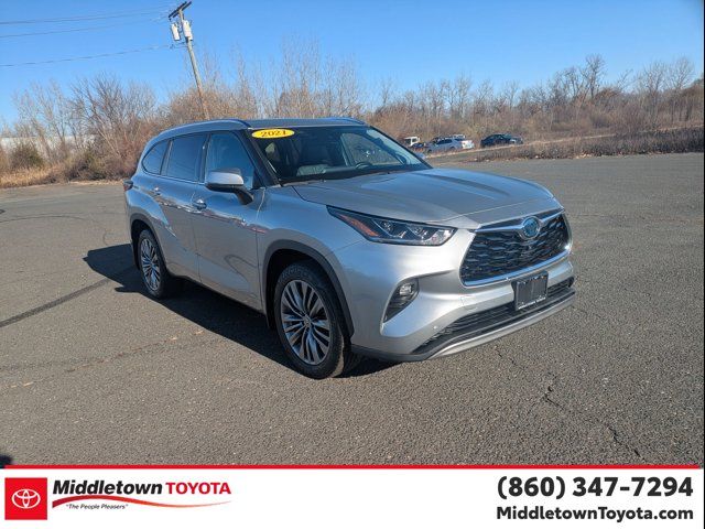 2021 Toyota Highlander Hybrid Platinum