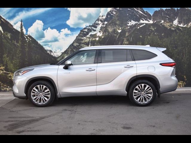 2021 Toyota Highlander Hybrid Platinum