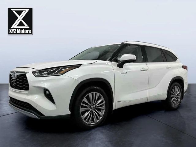 2021 Toyota Highlander Hybrid Platinum