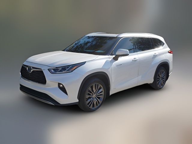 2021 Toyota Highlander Hybrid Platinum