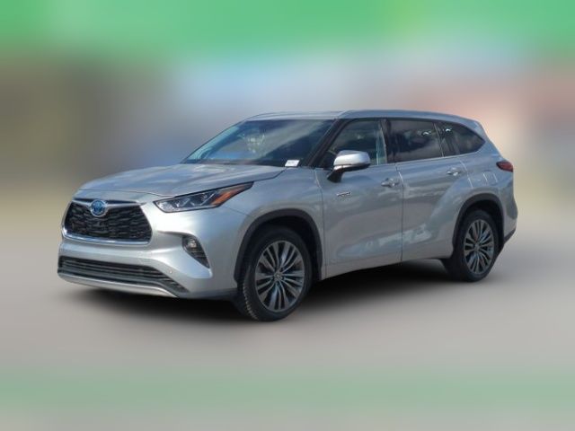 2021 Toyota Highlander Hybrid Platinum