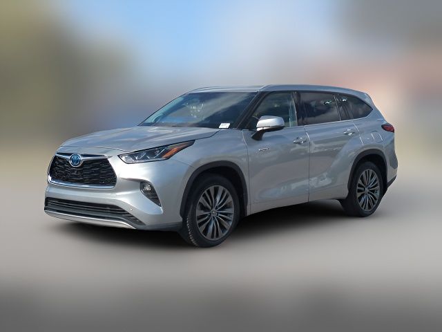 2021 Toyota Highlander Hybrid Platinum