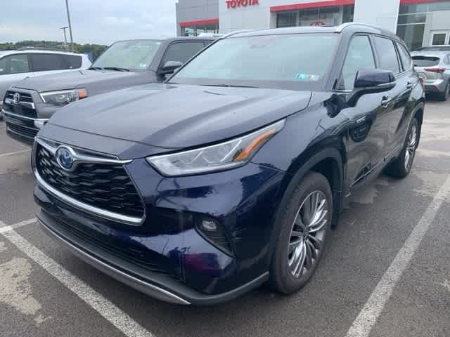 2021 Toyota Highlander Hybrid Platinum