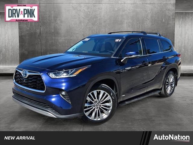 2021 Toyota Highlander Hybrid Platinum