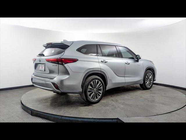 2021 Toyota Highlander Hybrid Platinum