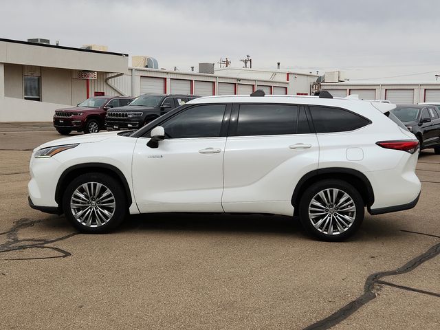 2021 Toyota Highlander Hybrid Platinum