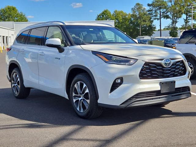 2021 Toyota Highlander Hybrid XLE