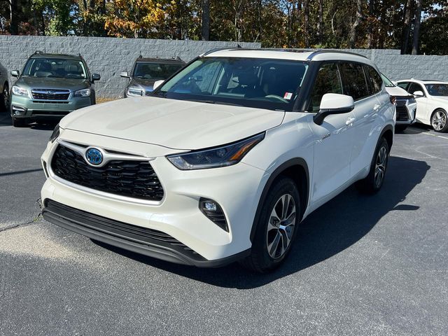 2021 Toyota Highlander Hybrid XLE