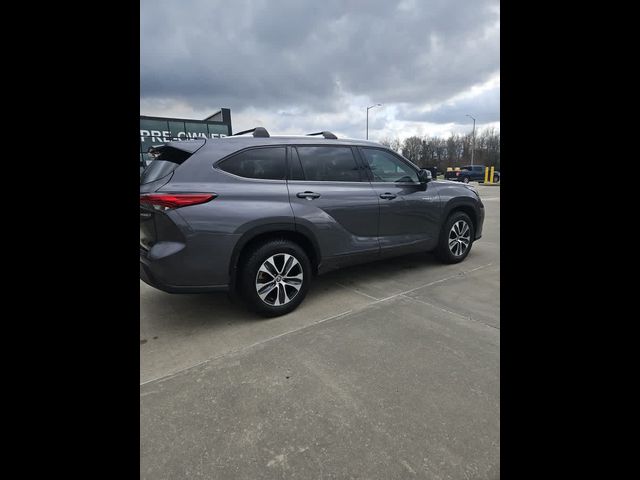 2021 Toyota Highlander Hybrid XLE