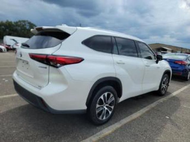 2021 Toyota Highlander Hybrid XLE