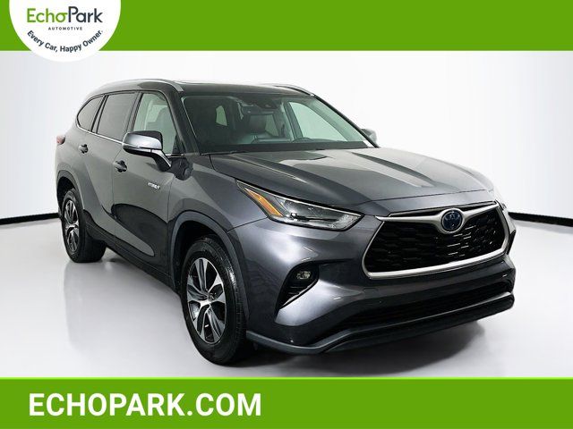 2021 Toyota Highlander Hybrid XLE