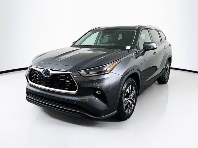 2021 Toyota Highlander Hybrid XLE