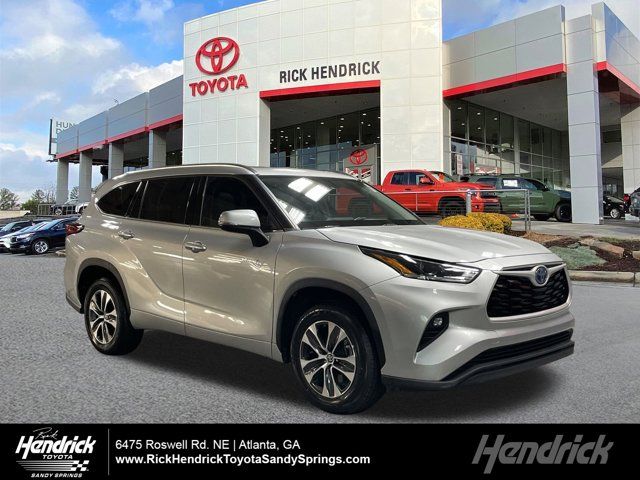 2021 Toyota Highlander Hybrid XLE